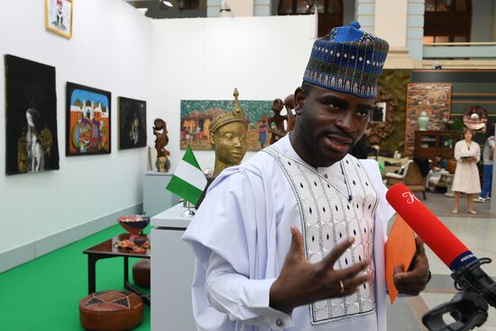 XX ярмарка искусства "Арт Москва"