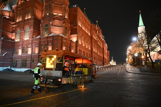 Нанесение временной дорожной разметки к параду Победы