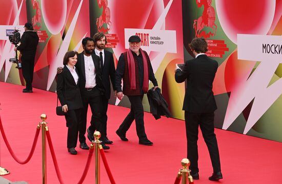 Церемония открытия 45-го Московского международного кинофестиваля 