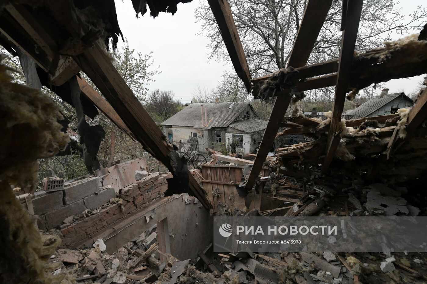 Последствия обстрела Куйбышевского района Донецка