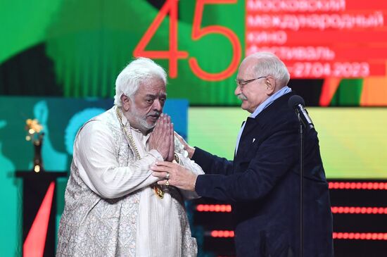 Церемония открытия 45-го Московского международного кинофестиваля