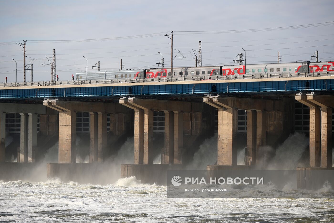 Режим сброса воды на Волжской ГЭС