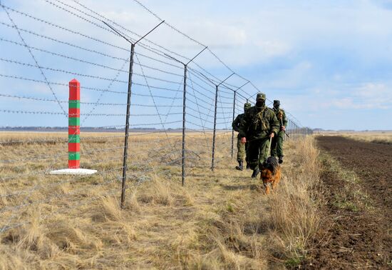 Учения по предотвращению незаконного пересечения границы РФ в Челябинской области