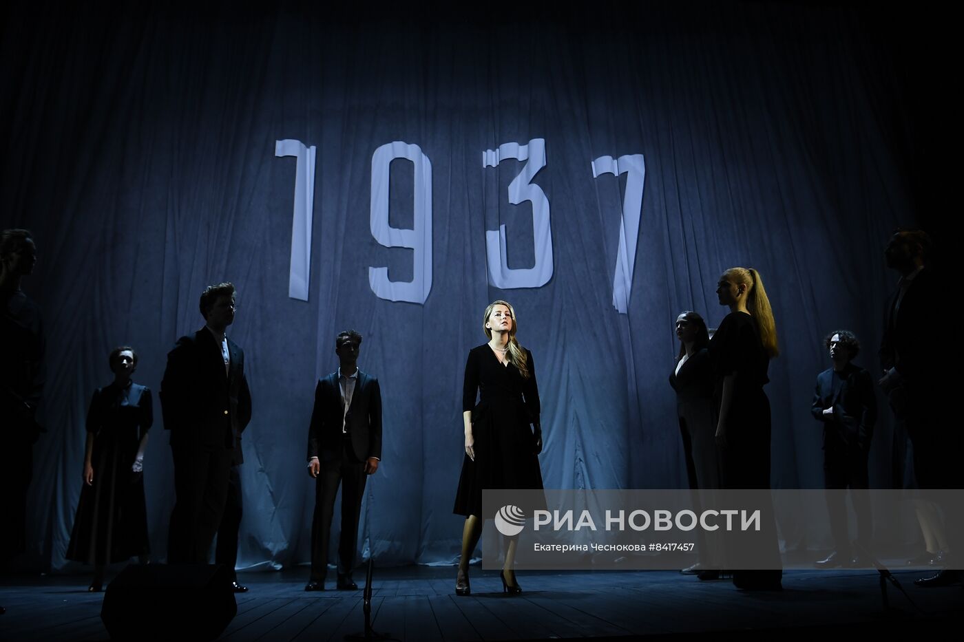 Юбилейный вечер, посвященный 100-летию театра Моссовета