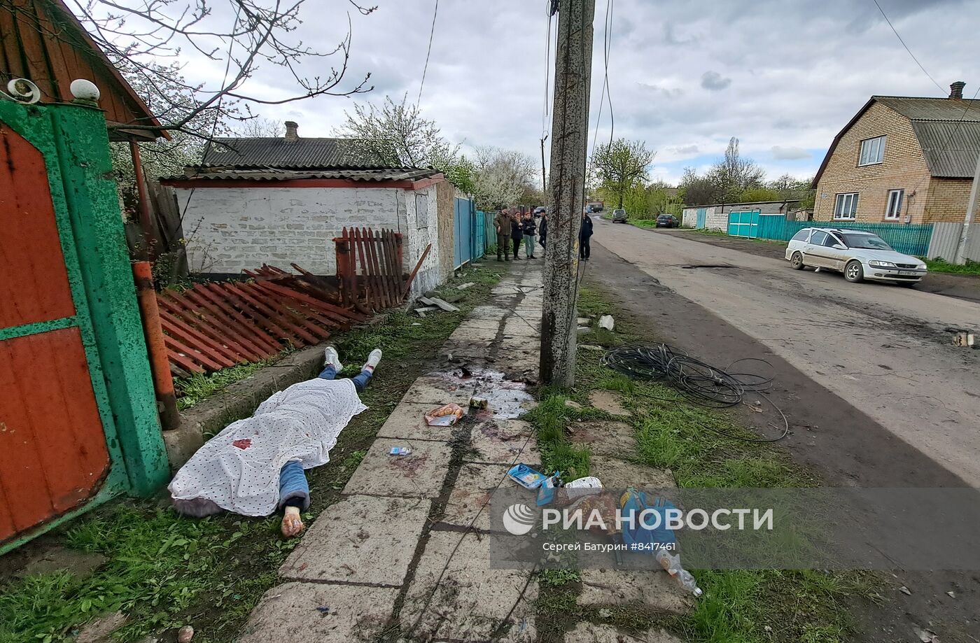 Последствия обстрела поселка Нижняя Крынка в ДНР