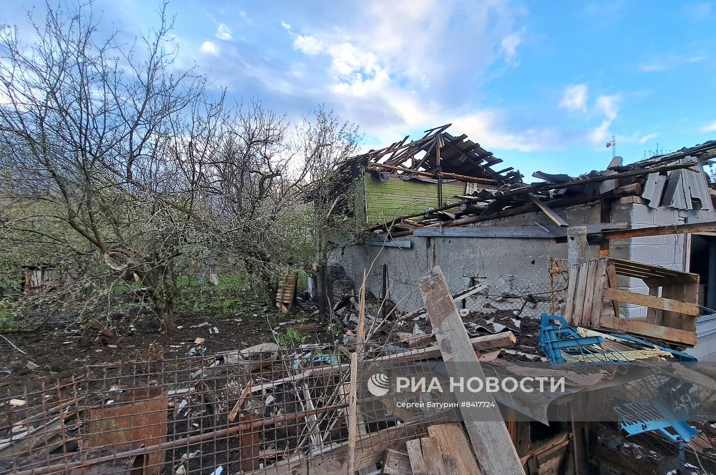 Последствия обстрела ВСУ Киевского и Петровского районов Донецка