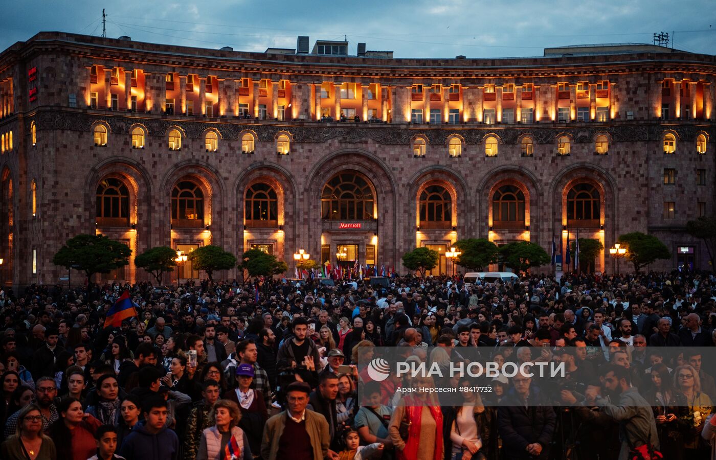 Факельное шествие в Ереване в честь Дня памяти жертв геноцида