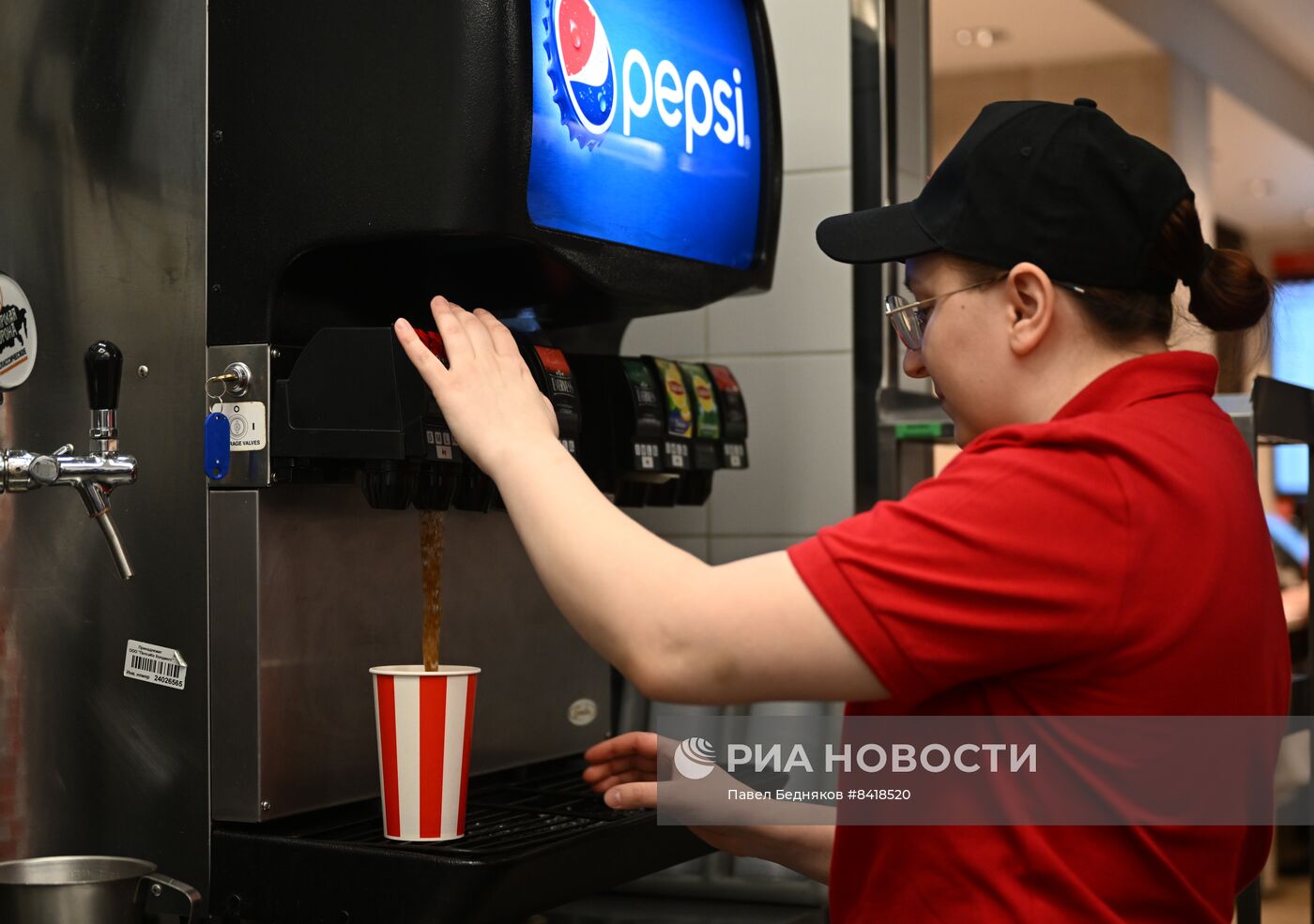 Открытие ресторана Rostic's в Москве