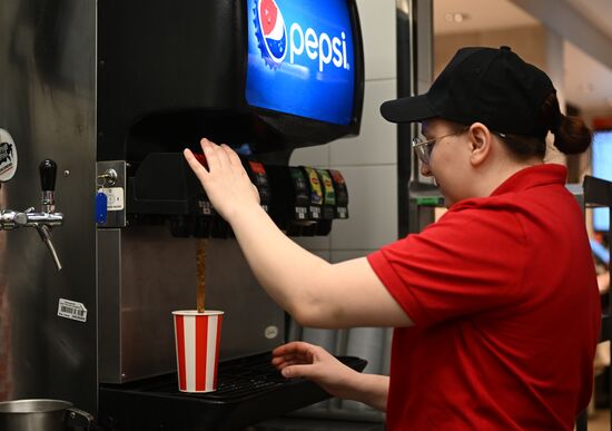 Открытие ресторана Rostic's в Москве 