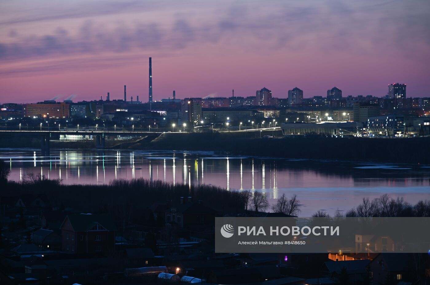 Таяние льда на Иртыше в Омске