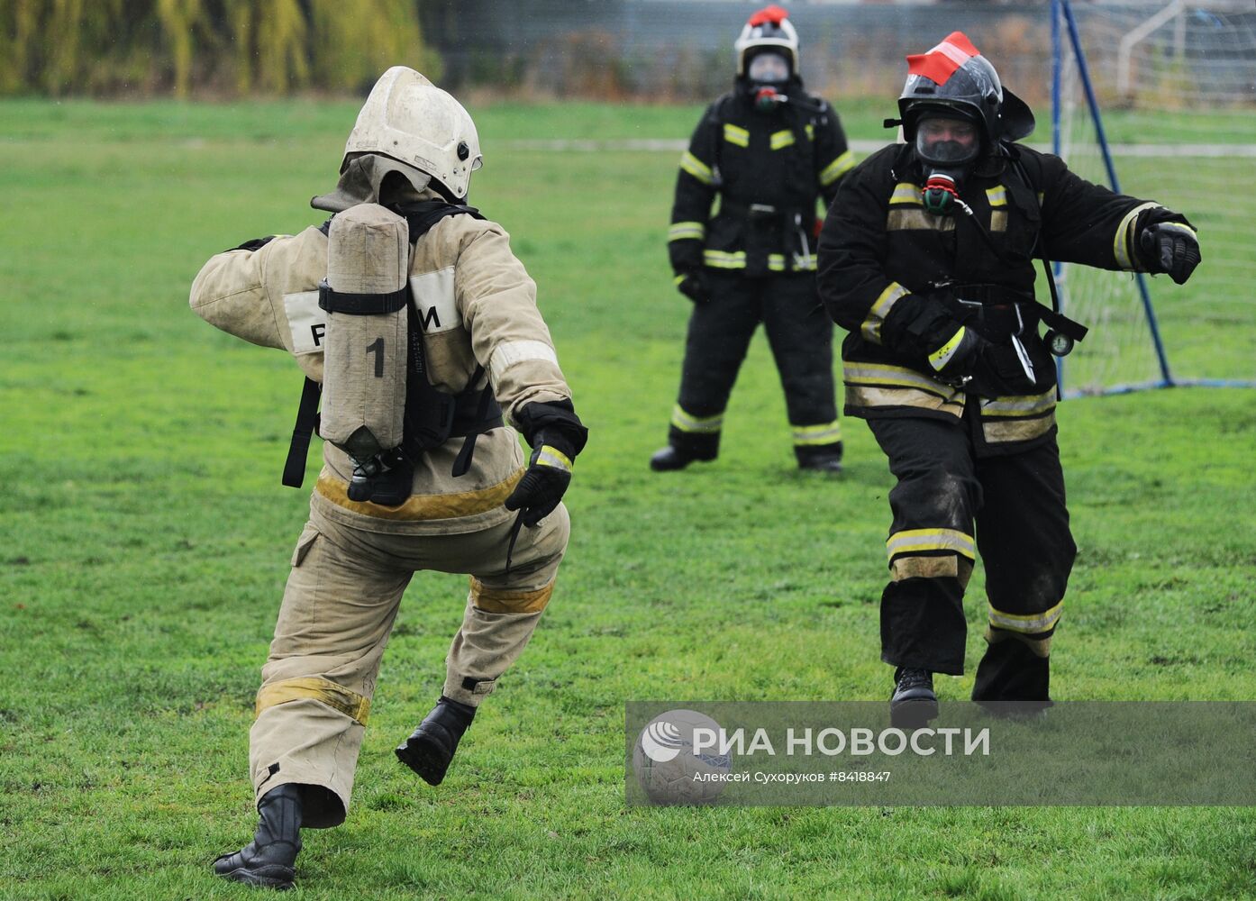 Соревнования по пожарному футболу в Тамбове