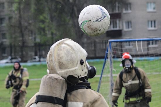 Соревнования по пожарному футболу в Тамбове
