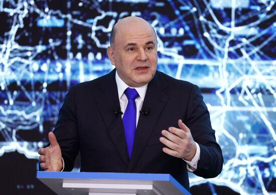 Премьер-министр РФ М. Мишустин принял участие в федеральном просветительском марафоне "Знание. Первые"