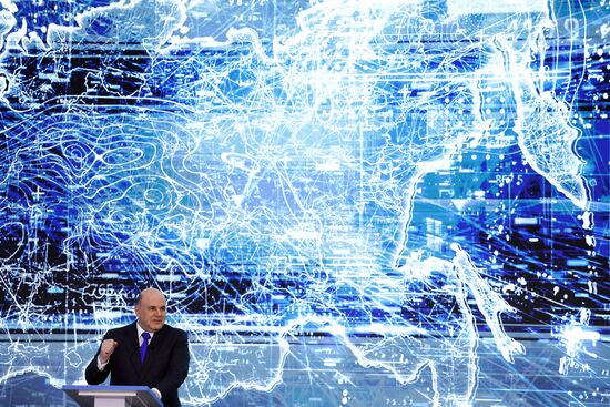 Премьер-министр РФ М. Мишустин принял участие в федеральном просветительском марафоне "Знание. Первые"