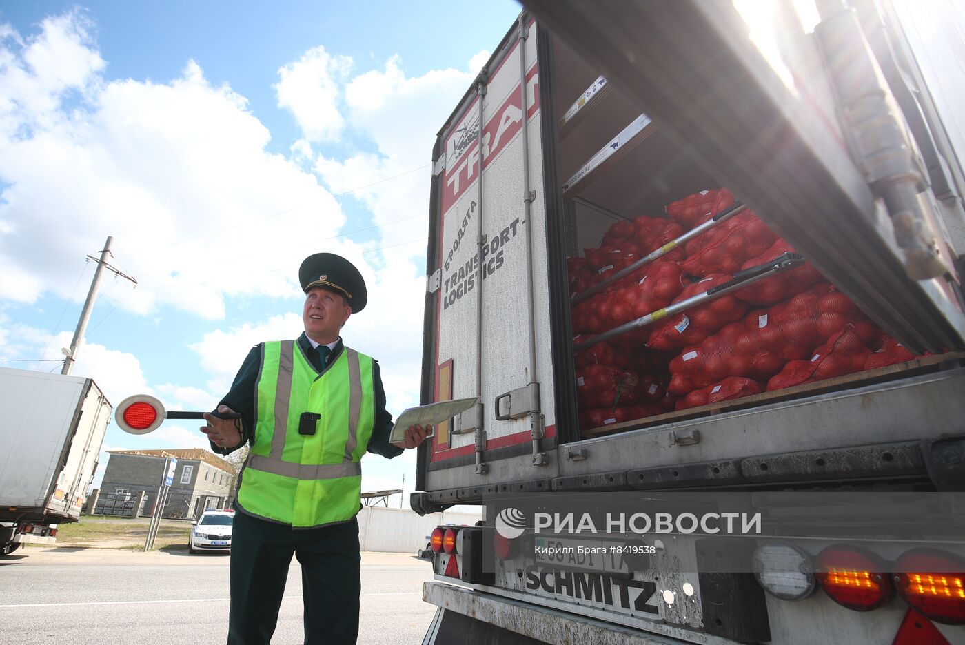 Работа мобильной таможенной группы в Волгоградской области