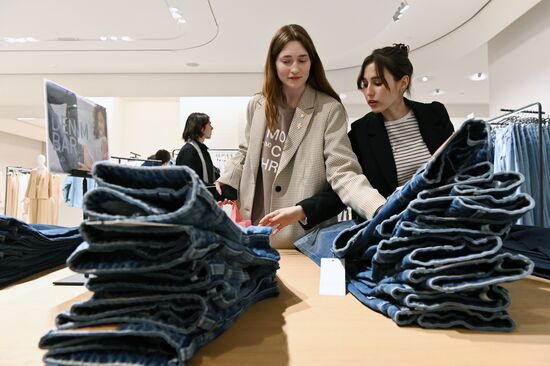 Бывшие магазины Zara открылись под брендом Maag в Москве