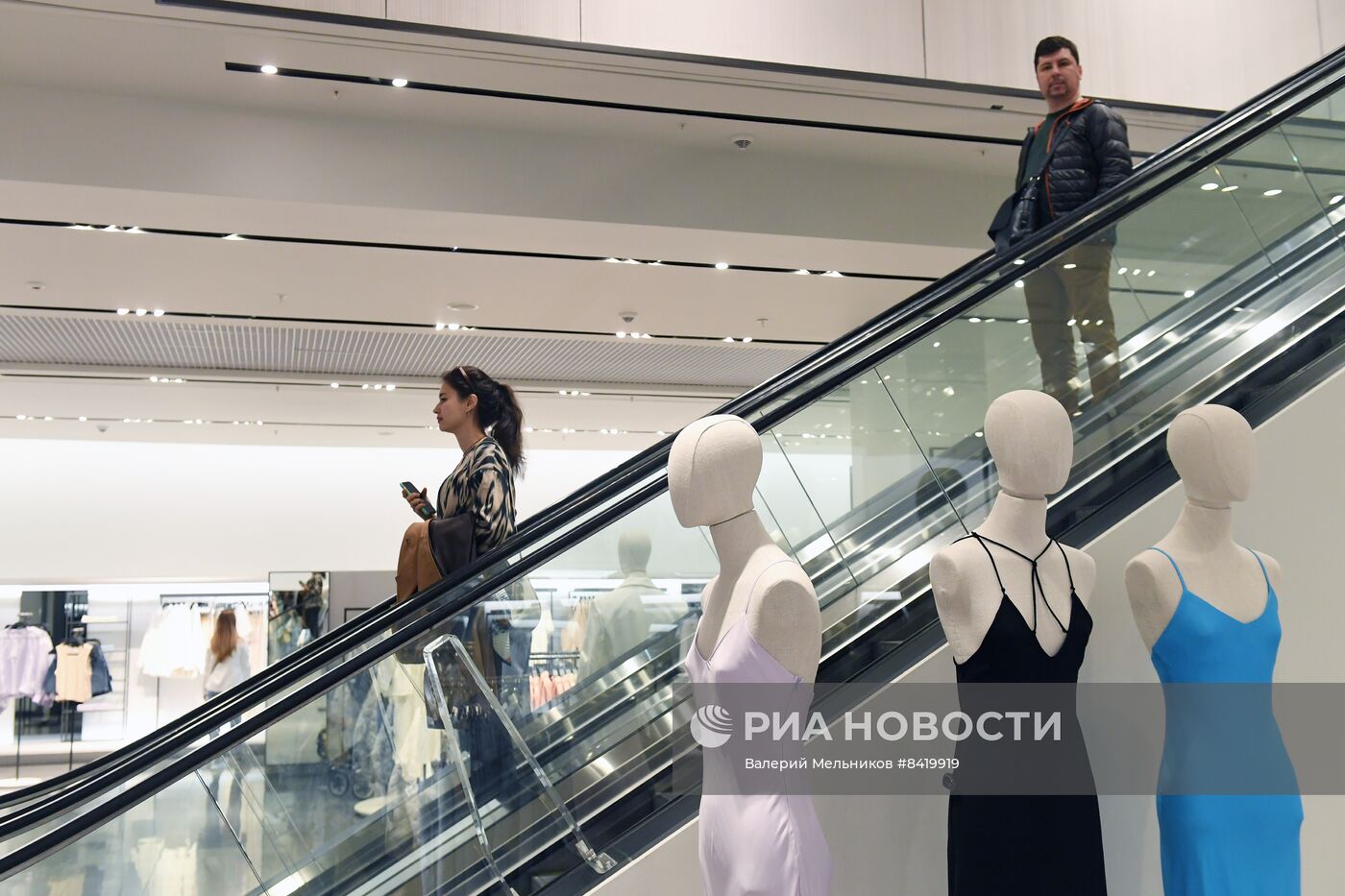 Бывшие магазины Zara открылись под брендом Maag в Москве