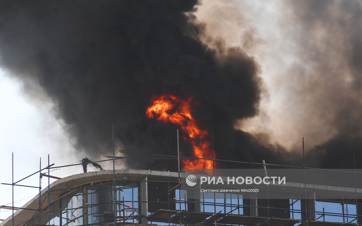 Пожар в строящемся ЖК на Кутузовском проспекте