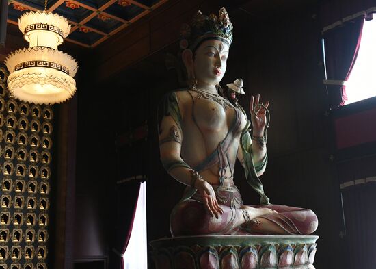 Буддийский  монастырь "Тубтен Шедруб Линг" накануне открытия