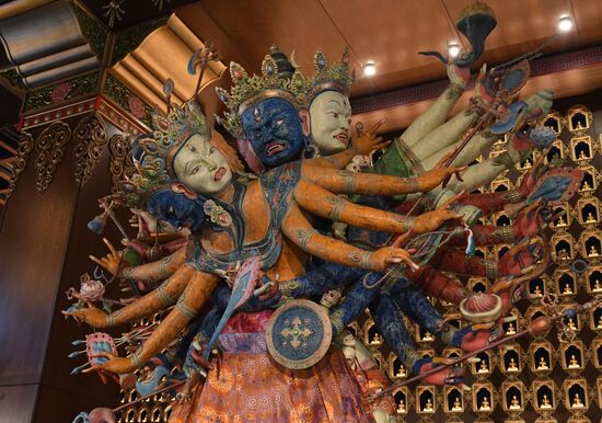 Буддийский  монастырь "Тубтен Шедруб Линг" накануне открытия