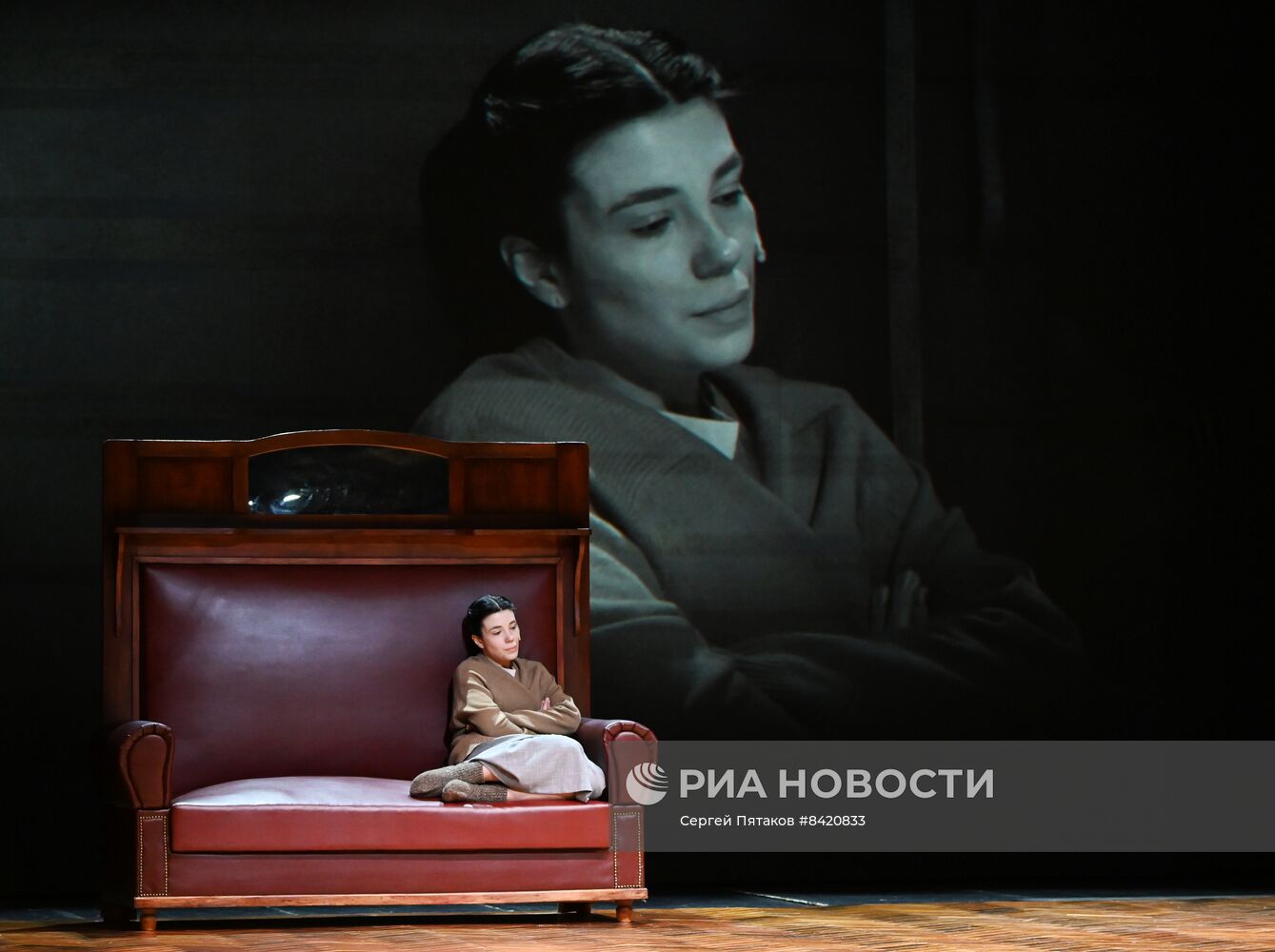 Спектакль "Вероника" в театре на Бронной