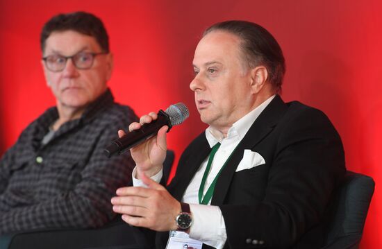 Пресс-конференция по случаю открытия Дома Вахтангова во Владикавказе