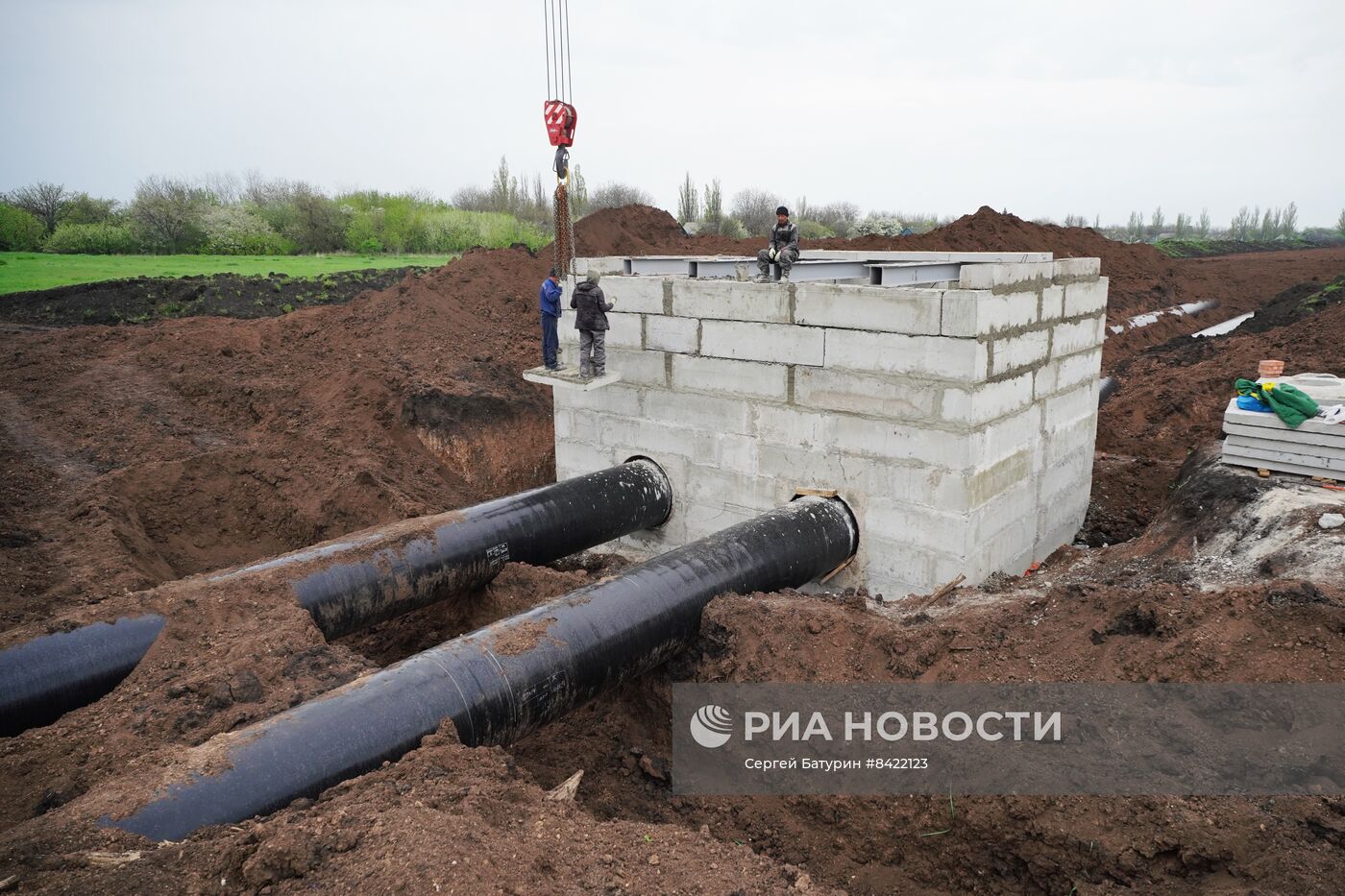 Строительство водовода из РФ между Иловайском и Кутейниково в ДНР