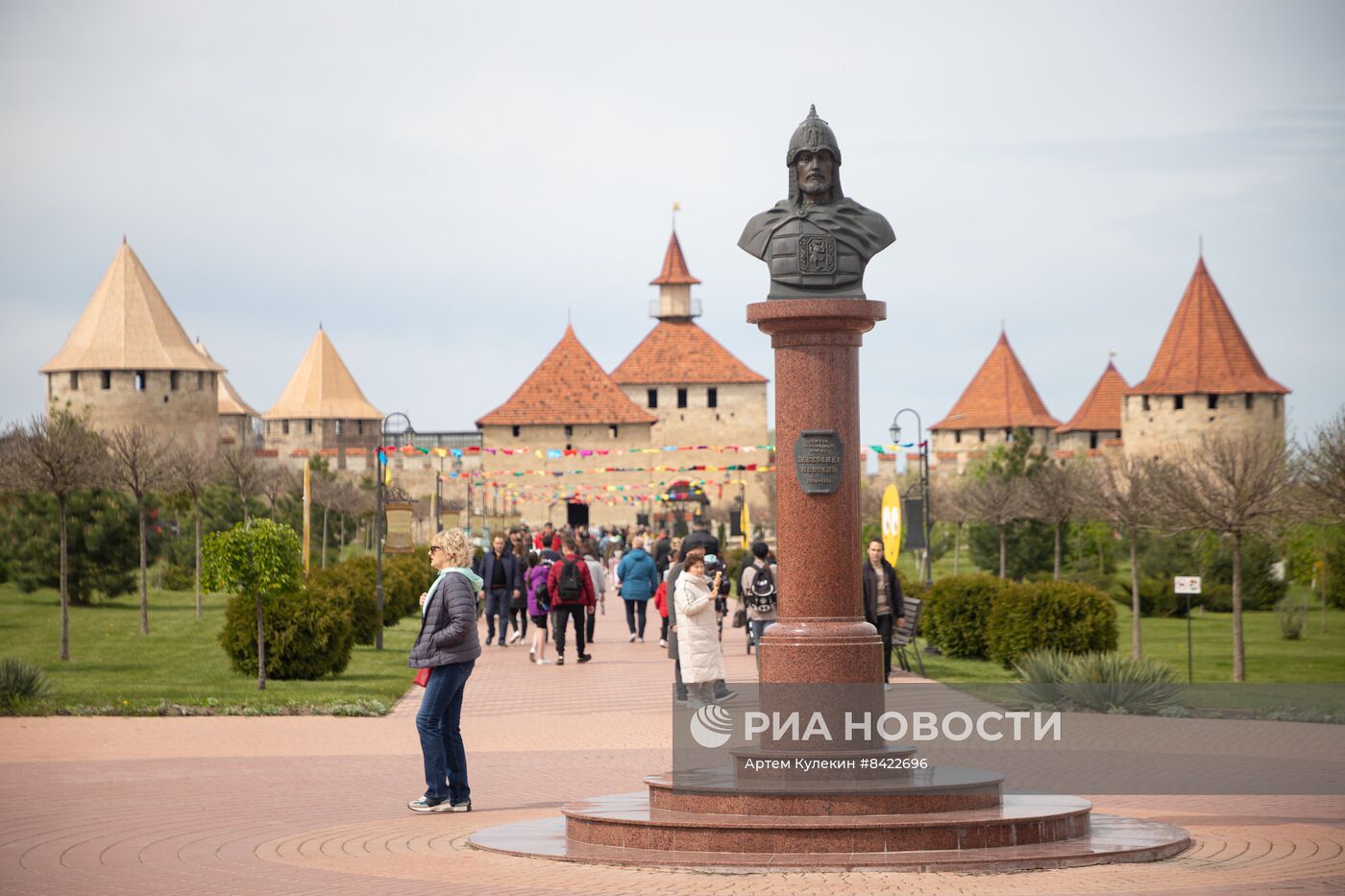 Фестиваль "Первомайский пикник" в Бендерской крепости