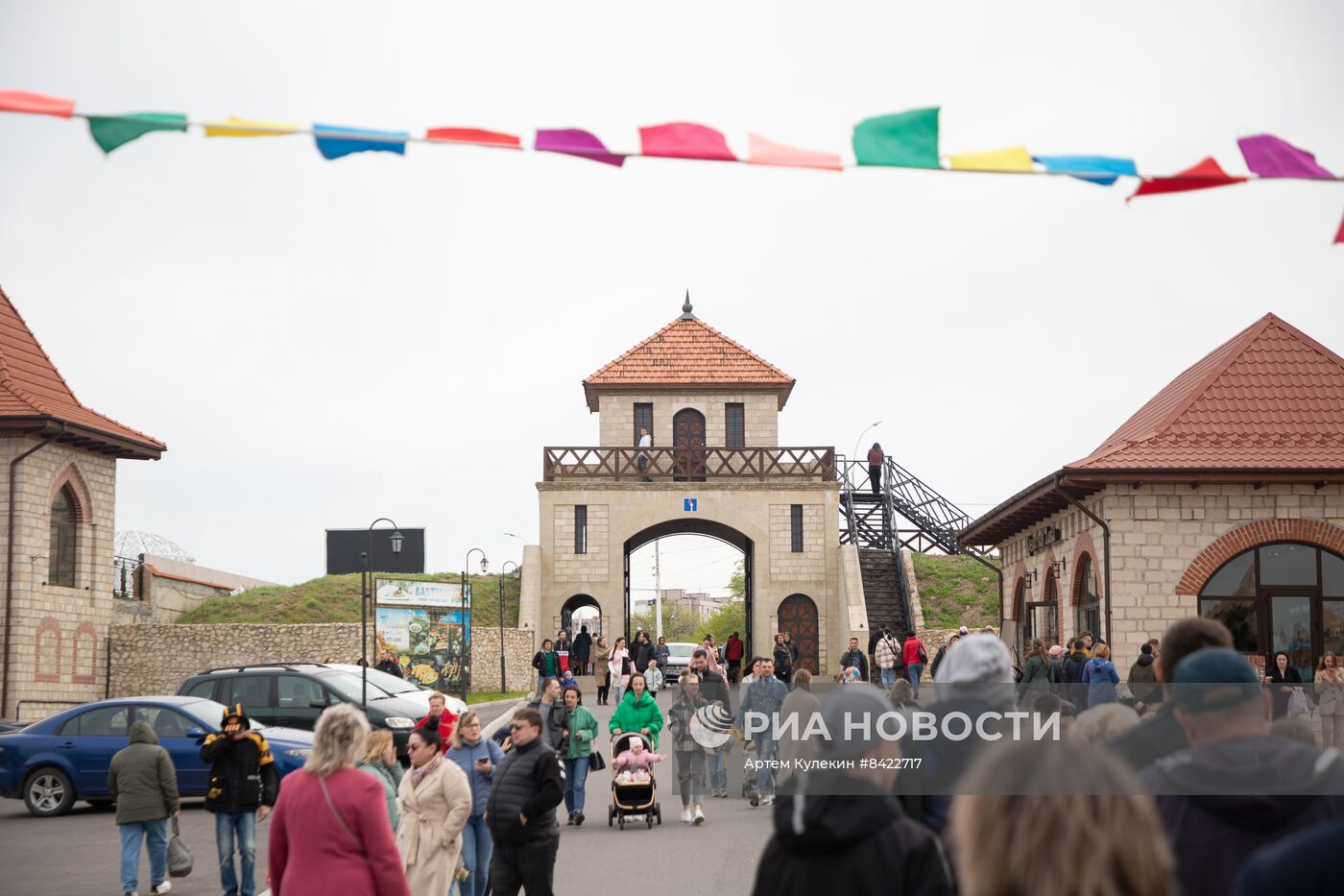 Фестиваль "Первомайский пикник" в Бендерской крепости