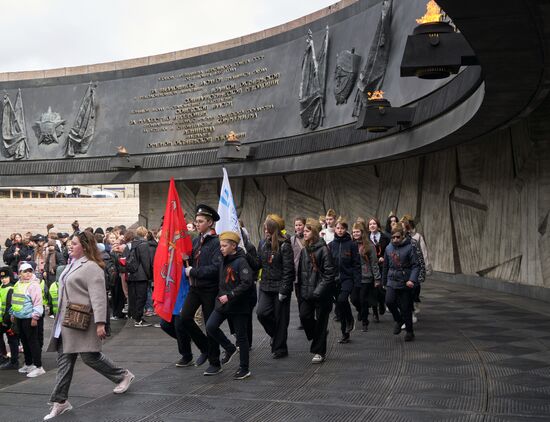 Автопробег "Бессмертный полк" в Санкт-Петербурге