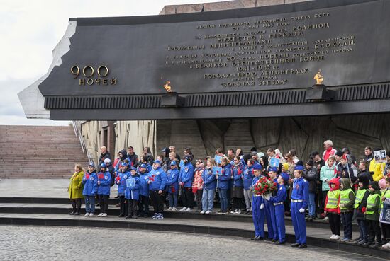 Автопробег "Бессмертный полк" в Санкт-Петербурге