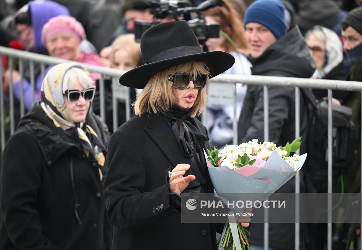 Прощание с модельером В. Юдашкиным 