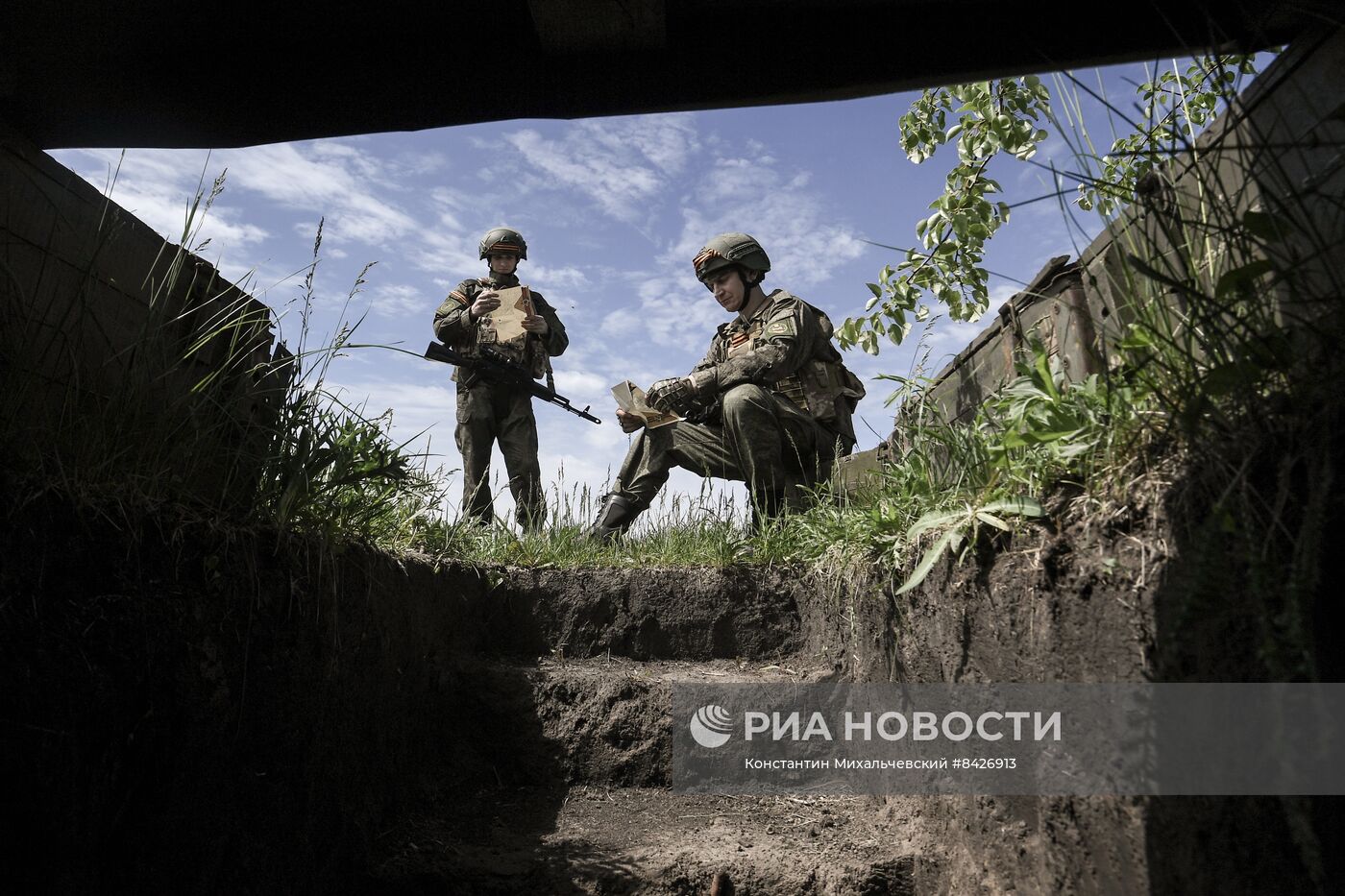 Морпехи Черноморского флота получили письма от школьников