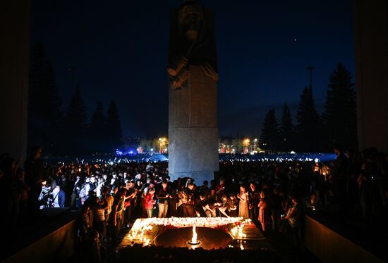 Акция "Свеча памяти" в Новосибирске