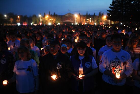 Акция "Свеча памяти" в Новосибирске