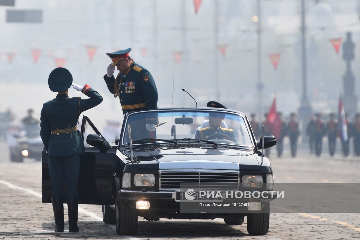 Парад Победы в городах России