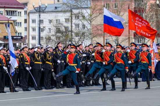 Парад Победы в городах России