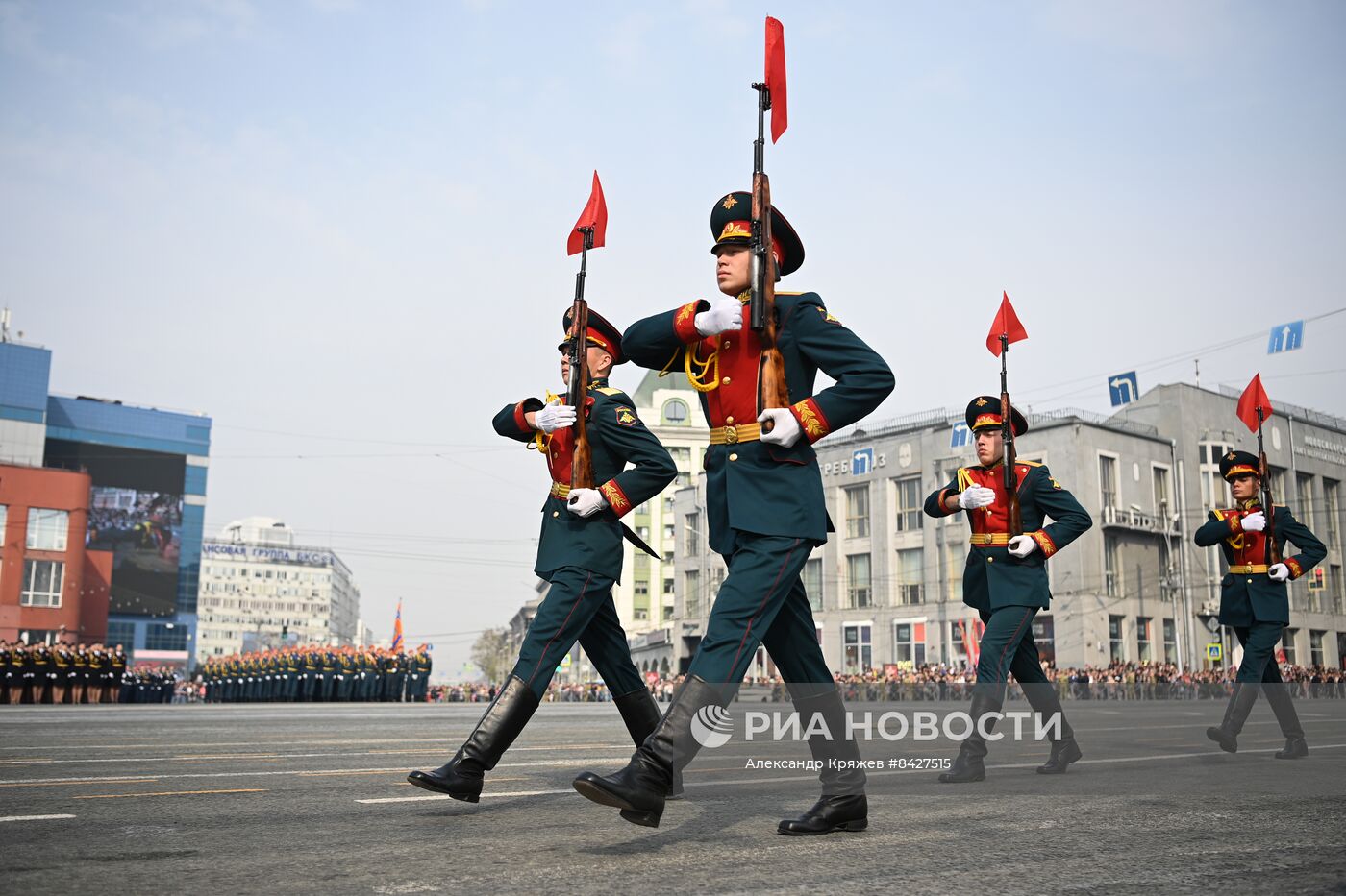 Парад Победы в городах России