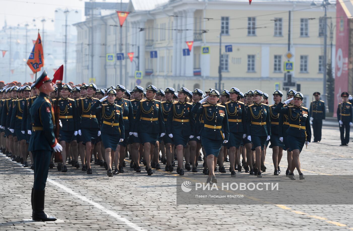 Парад Победы в городах России