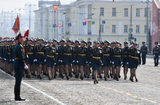 Парад Победы в городах России