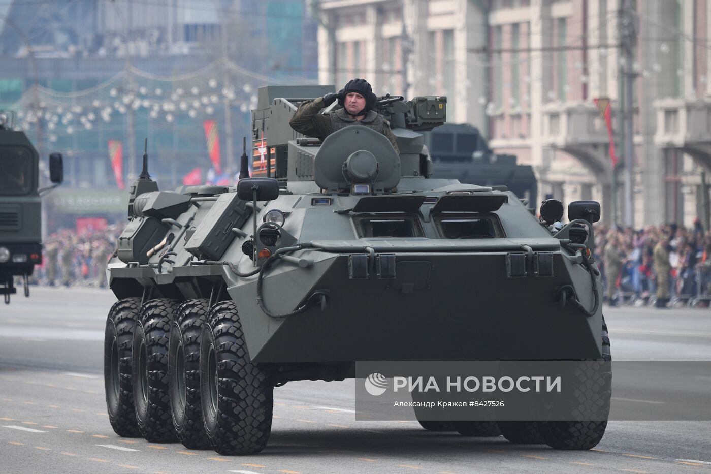 Парад Победы в городах России