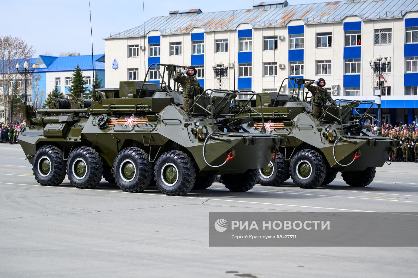 Парад Победы в городах России