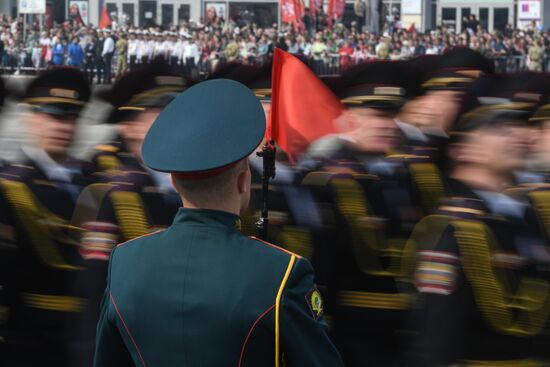 Парад Победы в городах России