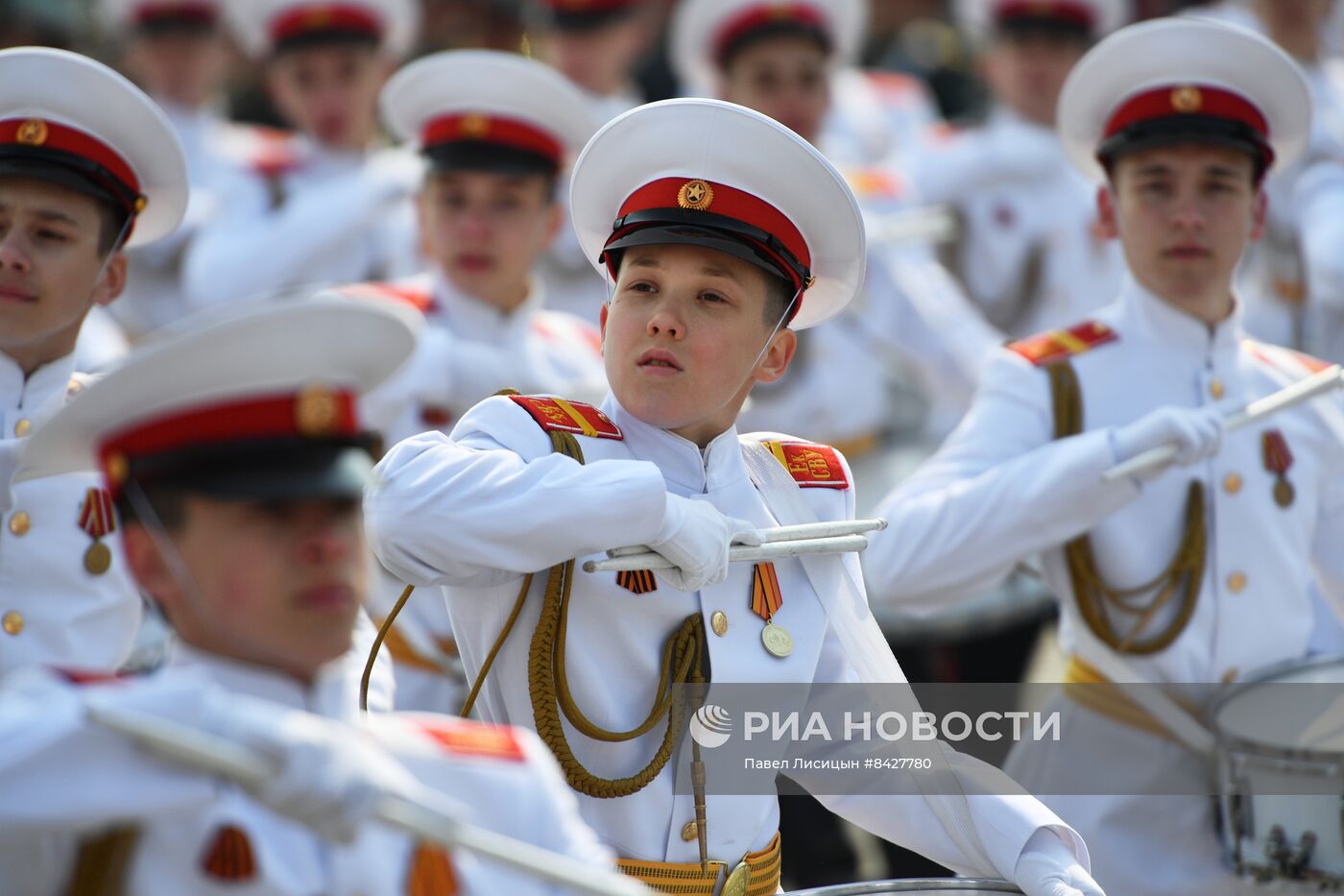 Парад Победы в городах России