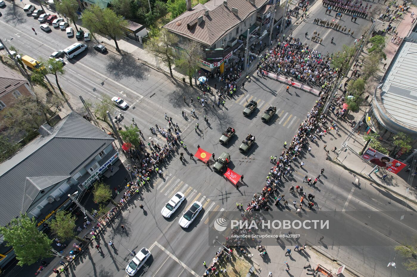 Акция "Бессмертный полк" в странах ближнего зарубежья