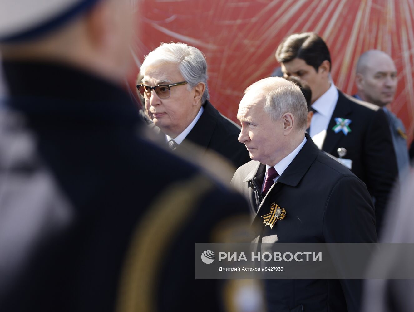 Президент РФ В. Путин принял участие в параде Победы в Москве