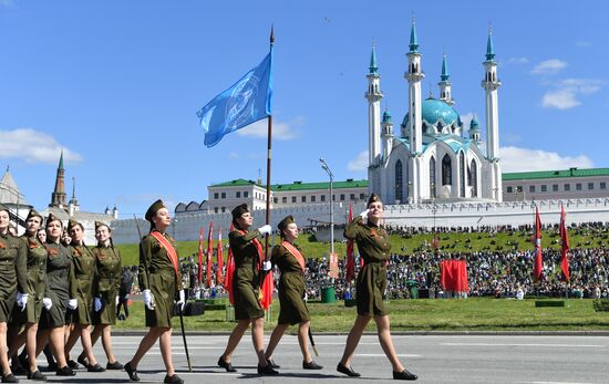 Парад Победы в городах России