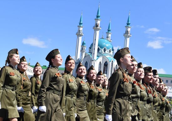 Парад Победы в городах России