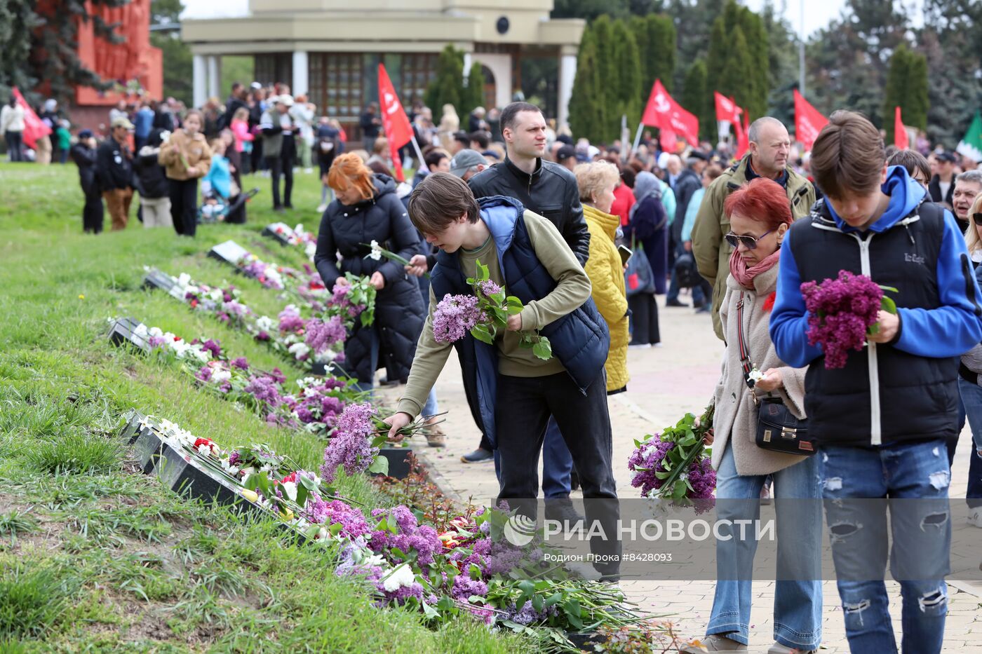 Акция "Бессмертный полк" в странах ближнего зарубежья