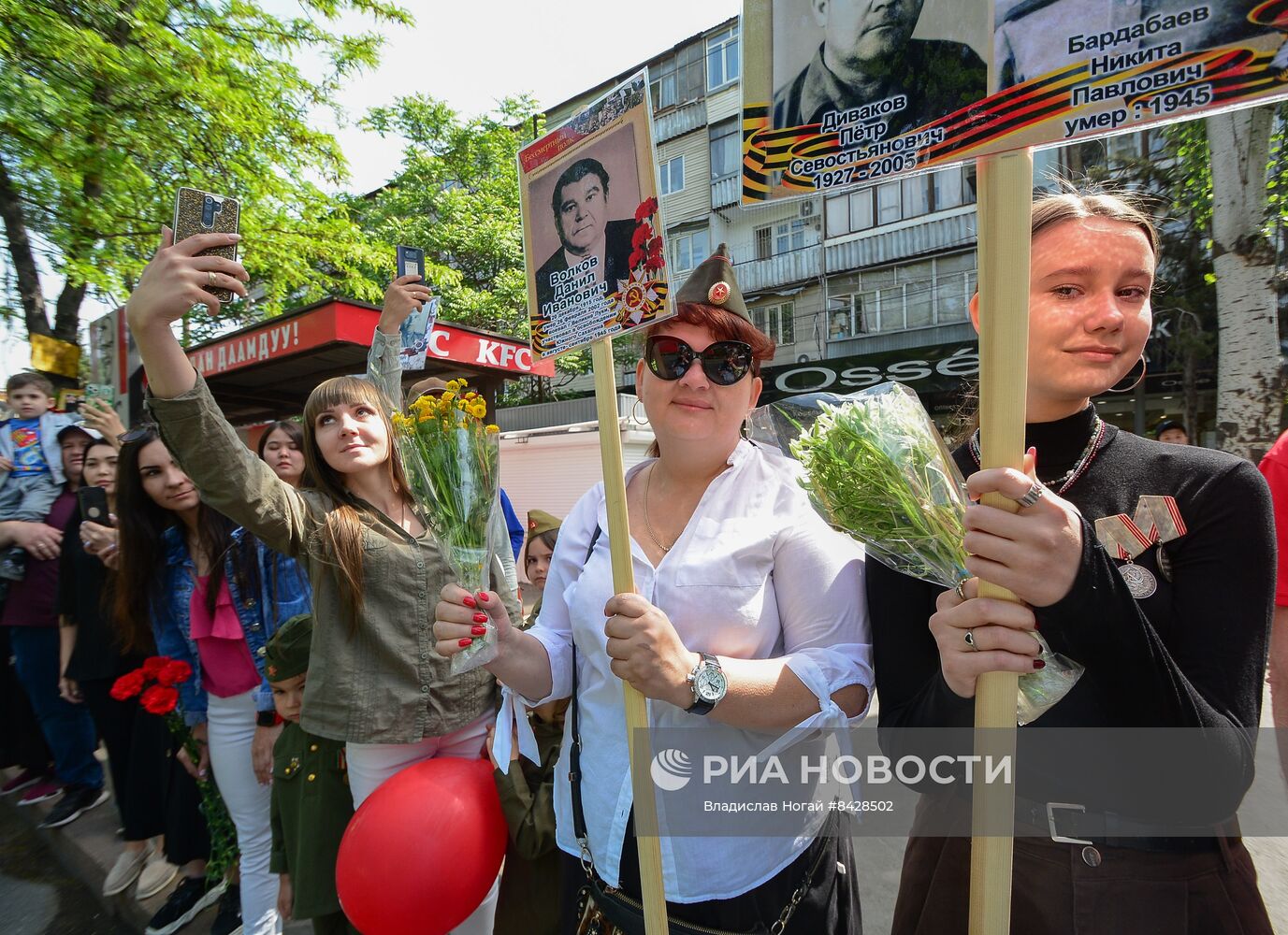 Акция "Бессмертный полк" в странах ближнего зарубежья